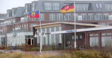19.10.2026 Wangerooger Gemeinderat beschließt Unterstützung für Bürgermeisterin Tina Mißmahl durch den Landkreis Friesland 19.10.2026 Wangerooger Gemeinderat beschließt Unterstützung für Bürgermeisterin Tina Mißmahl durch den Landkreis Friesland